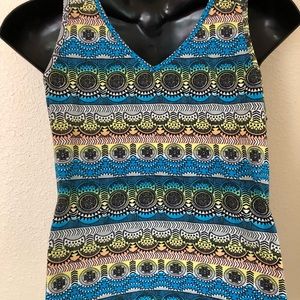 💜💜 Women’s Sleeveless Top Size 19